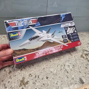 SEALED Revell Top Gun Maverick F-14 Tomcat 1:72 Model Kit Easy-Click 85-1268